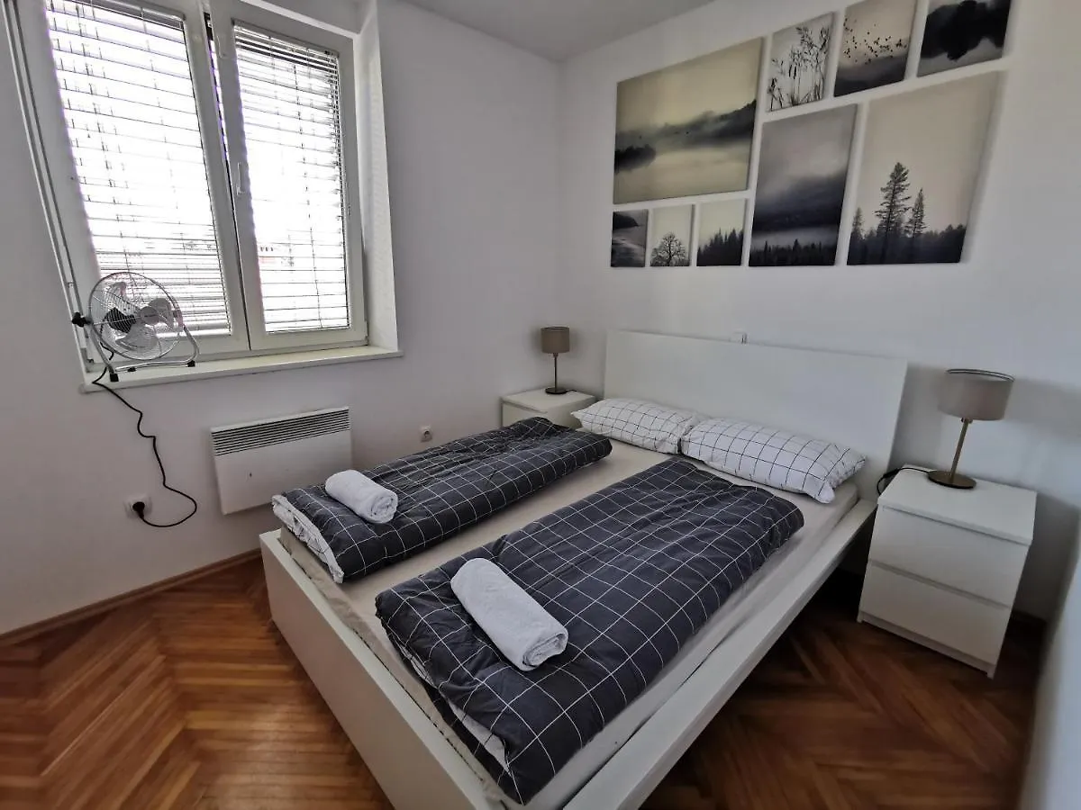Apartment For Four With Free Parking Liubliana